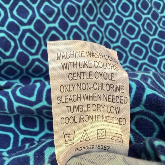 Catherines Geometric V-Neck Top 1XWP Blue Office Travel Business Casual Plus Sze - Picture 5 of 5